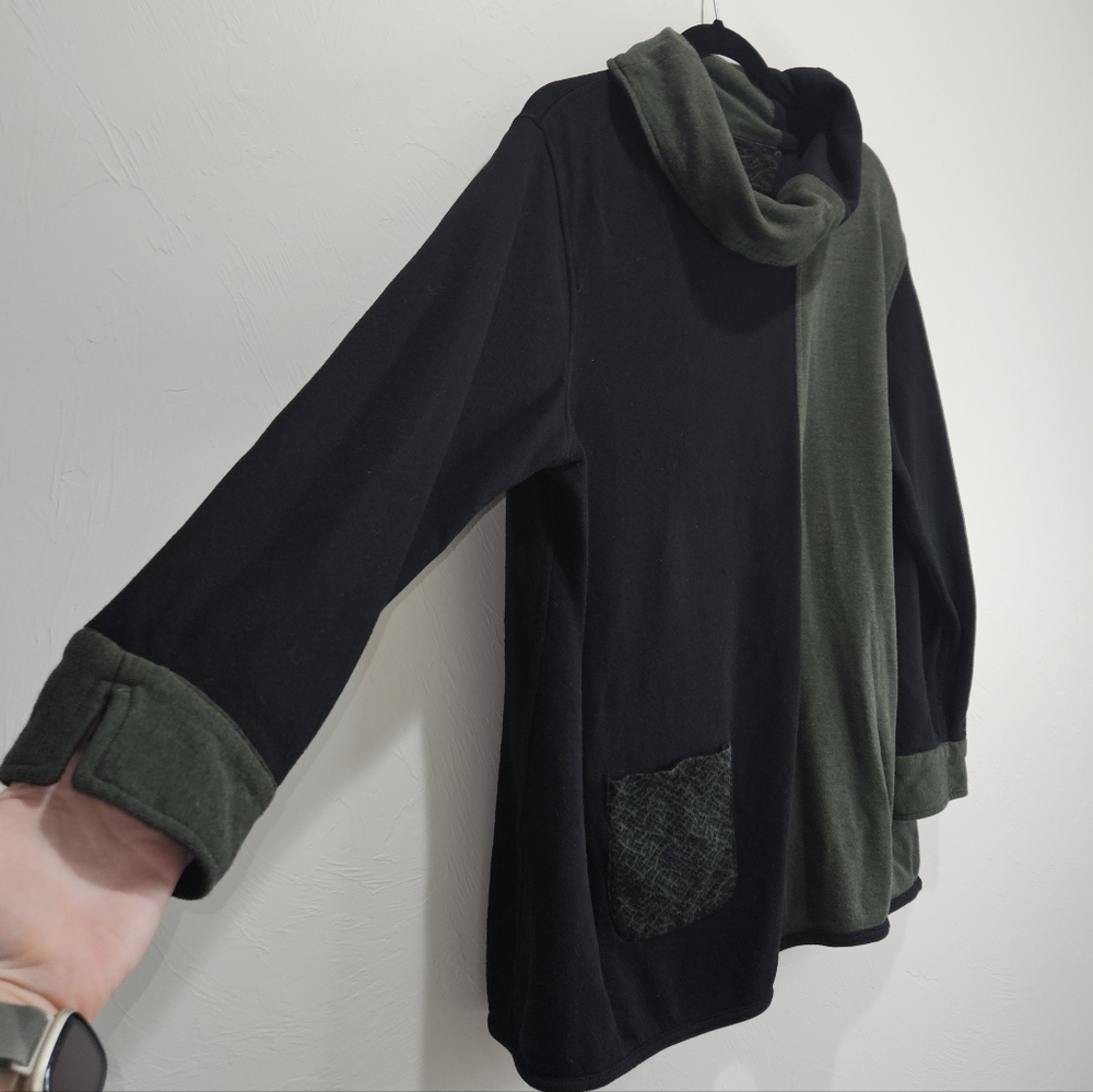 Women Parsley & Sage Reversible Sweater Tunic Top Green Black Lagenlook Cowl 1X - Picture 2 of 14